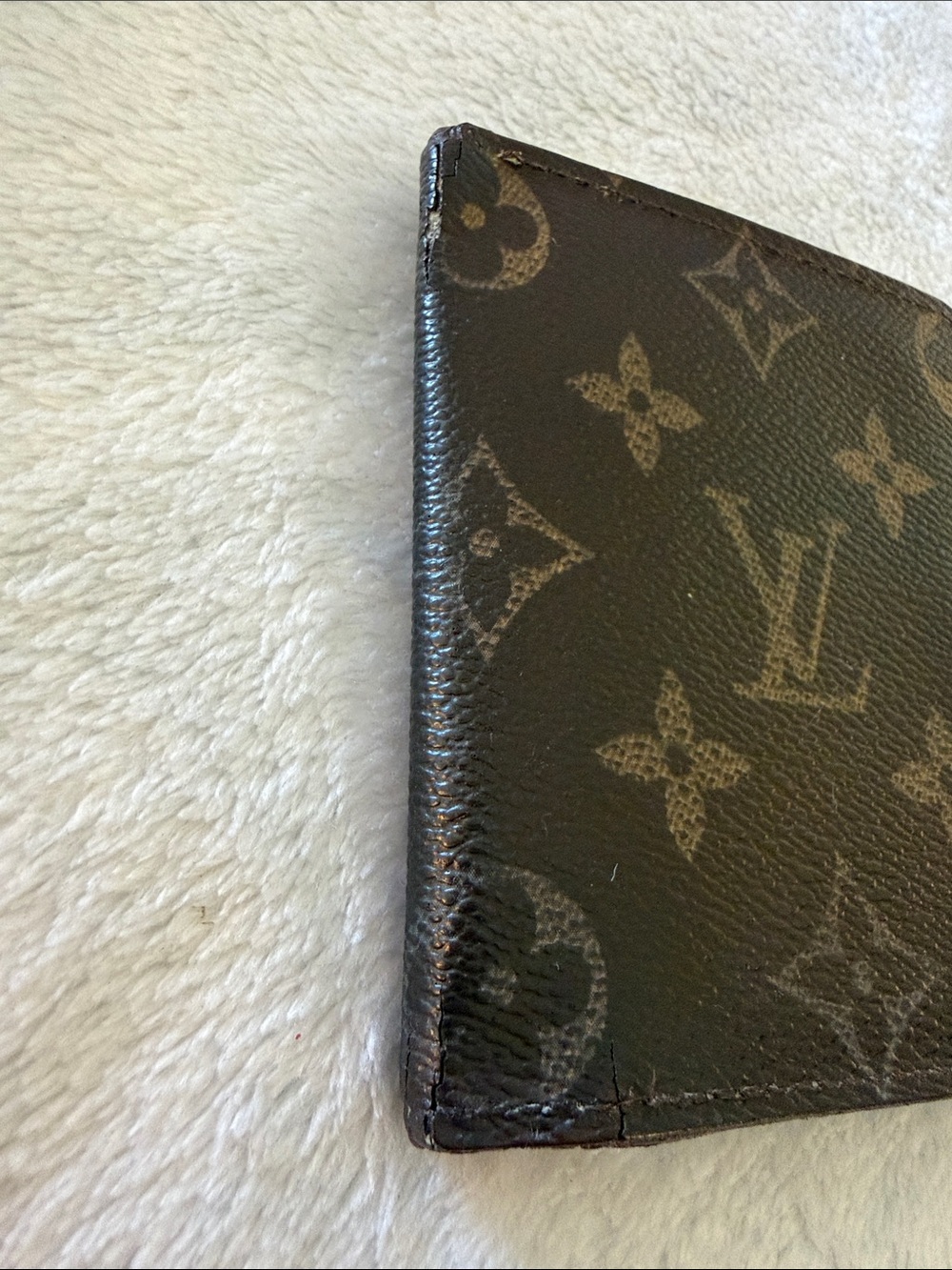 Louis Vuitton Monogram Canvas Wallet in Brown and Tan. 2007 - Picture 2 of 10